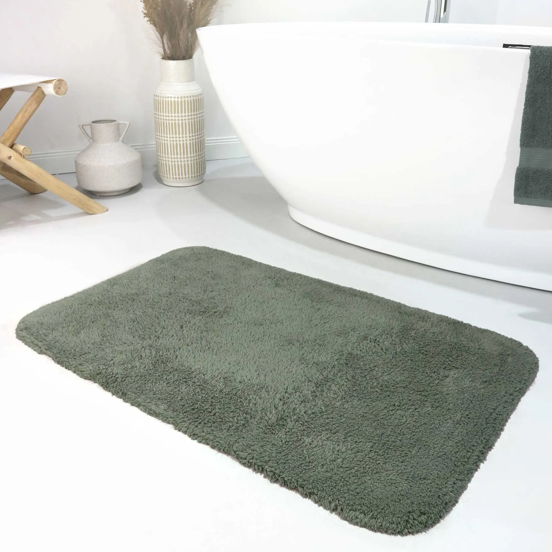 Badteppich Grün "Ole" WECONhome Basics