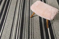 Esprit Kelim Teppich Schwarz Beige aus Wolle