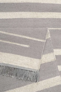 Kelim Teppich Grau Beige aus Naturfasern 