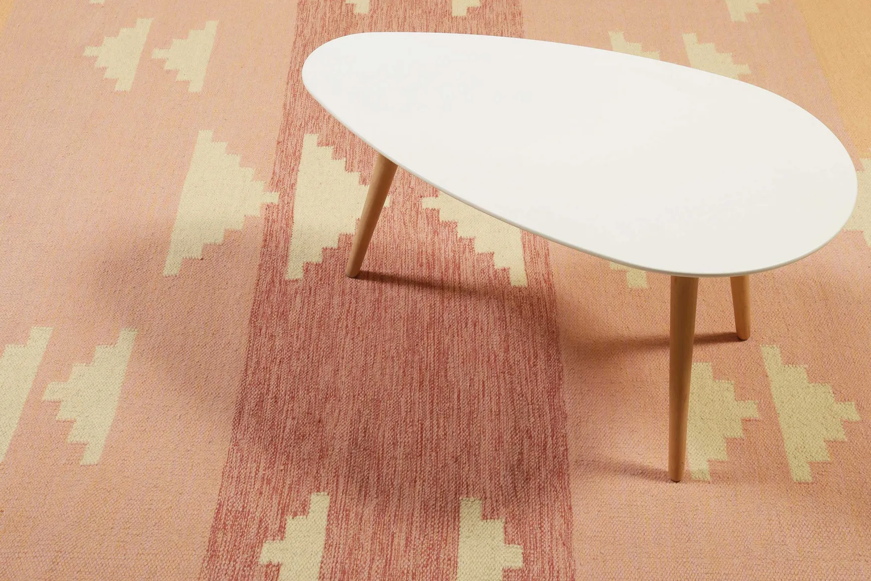 Kelim Teppich Rosa meliert aus Wolle "Soleil" Green Looop