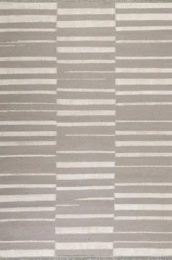 Kelim Teppich Taupe Beige aus Naturfasern "Skid Marks" WECONhome