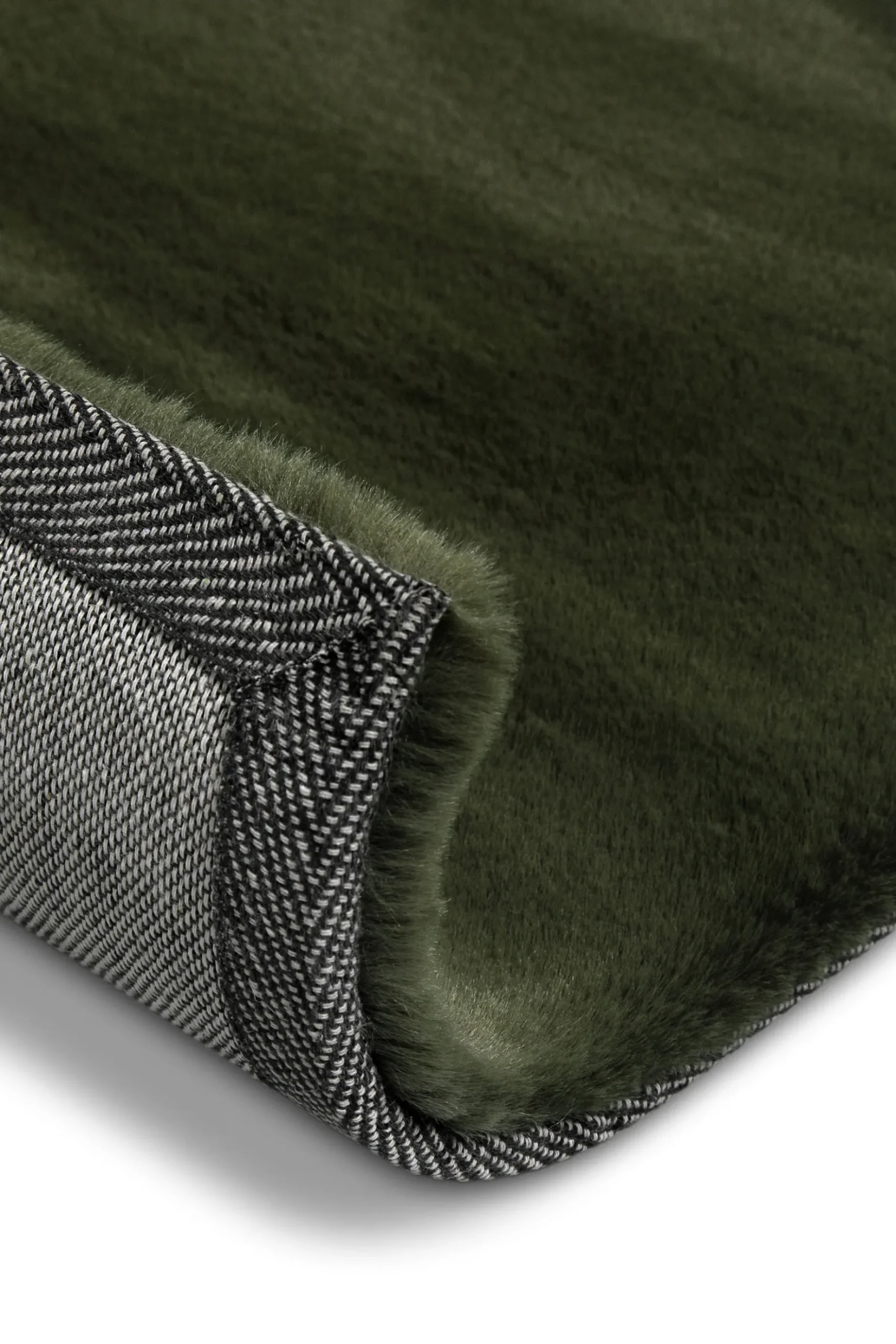 Kunstfell Teppich Olive flauschig und weich "Anna" WECONhome Basics