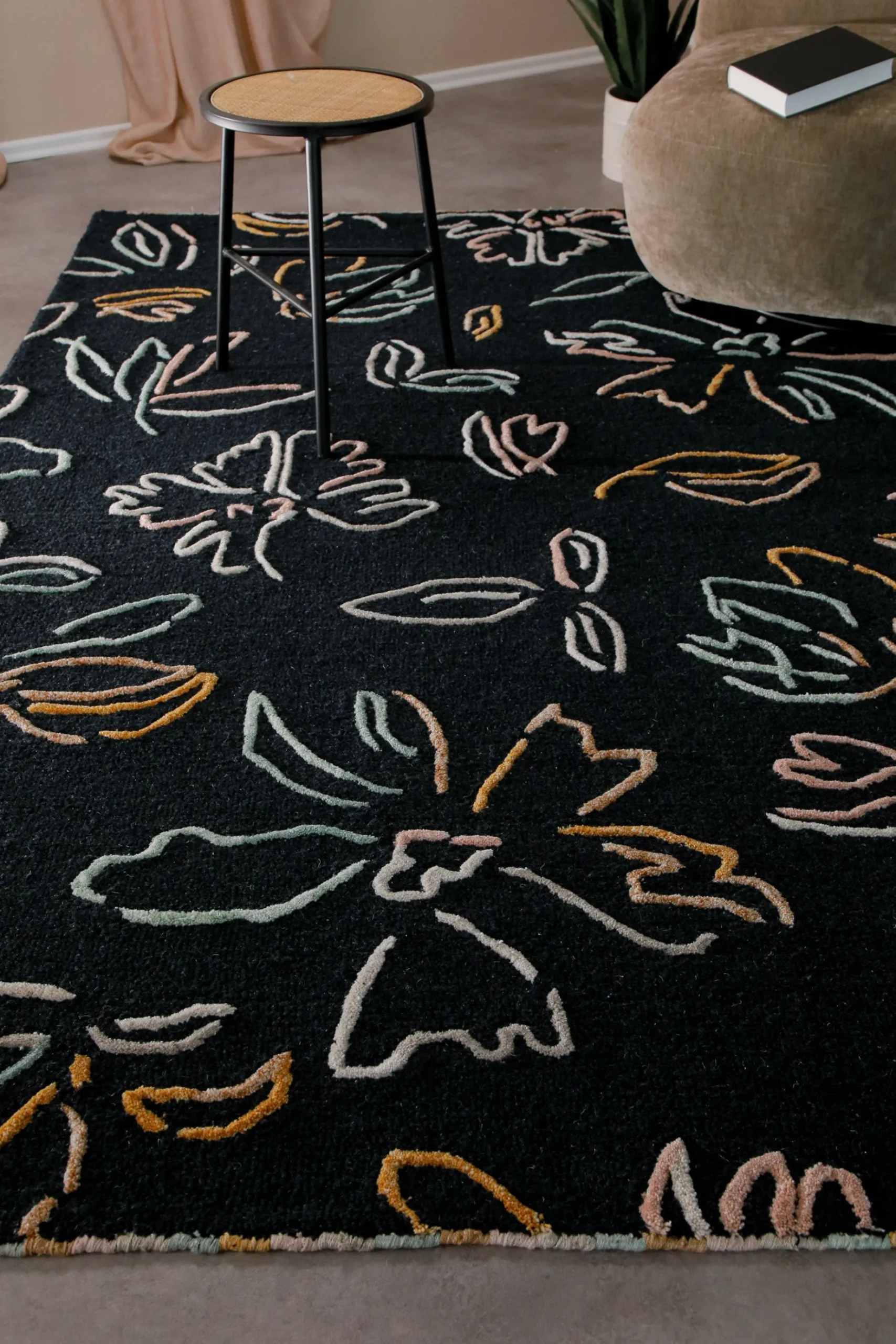 Kurzflorteppich Anthrazit aus Schurwolle "Vee" WECONhome