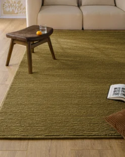 Kurzflor Teppich aus Schurwolle Blass Grün 