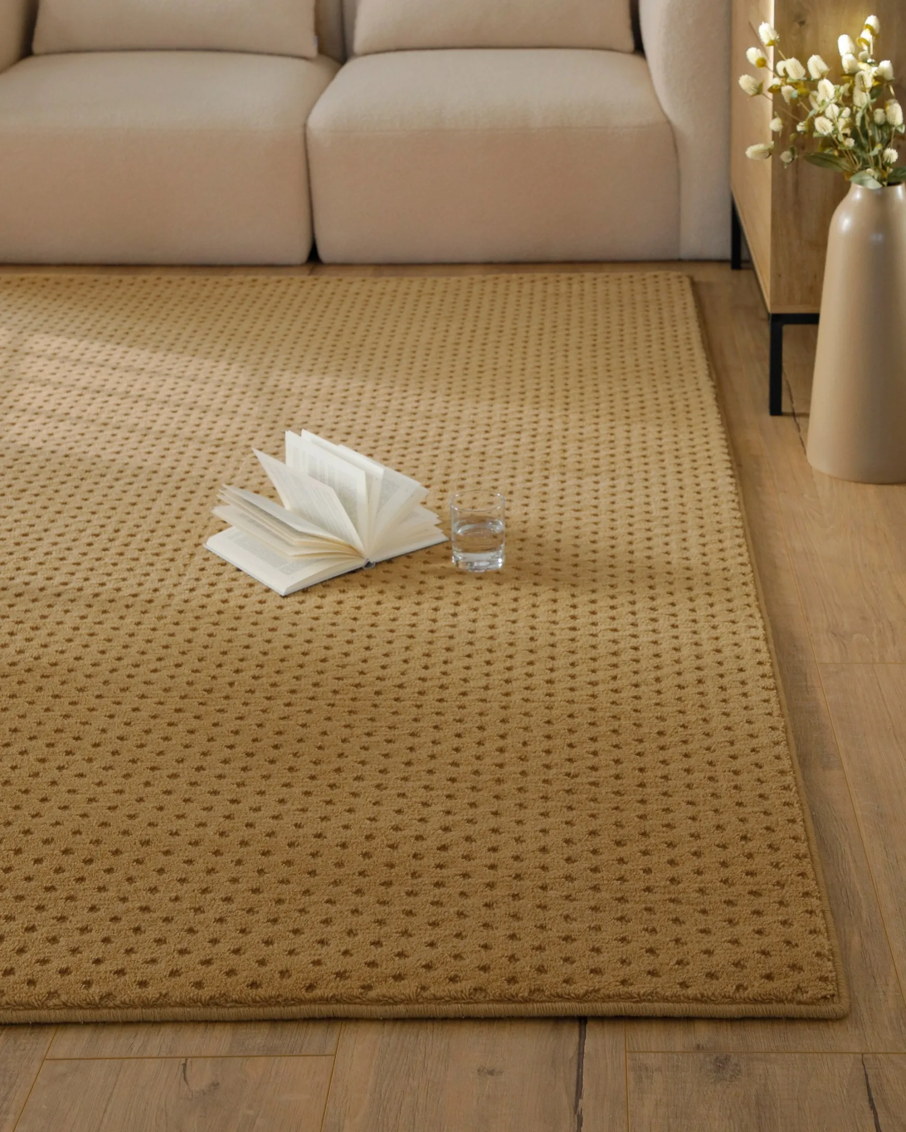 Kurzflor Teppich aus Schurwolle Karamell "Castello THREE" WECONhome