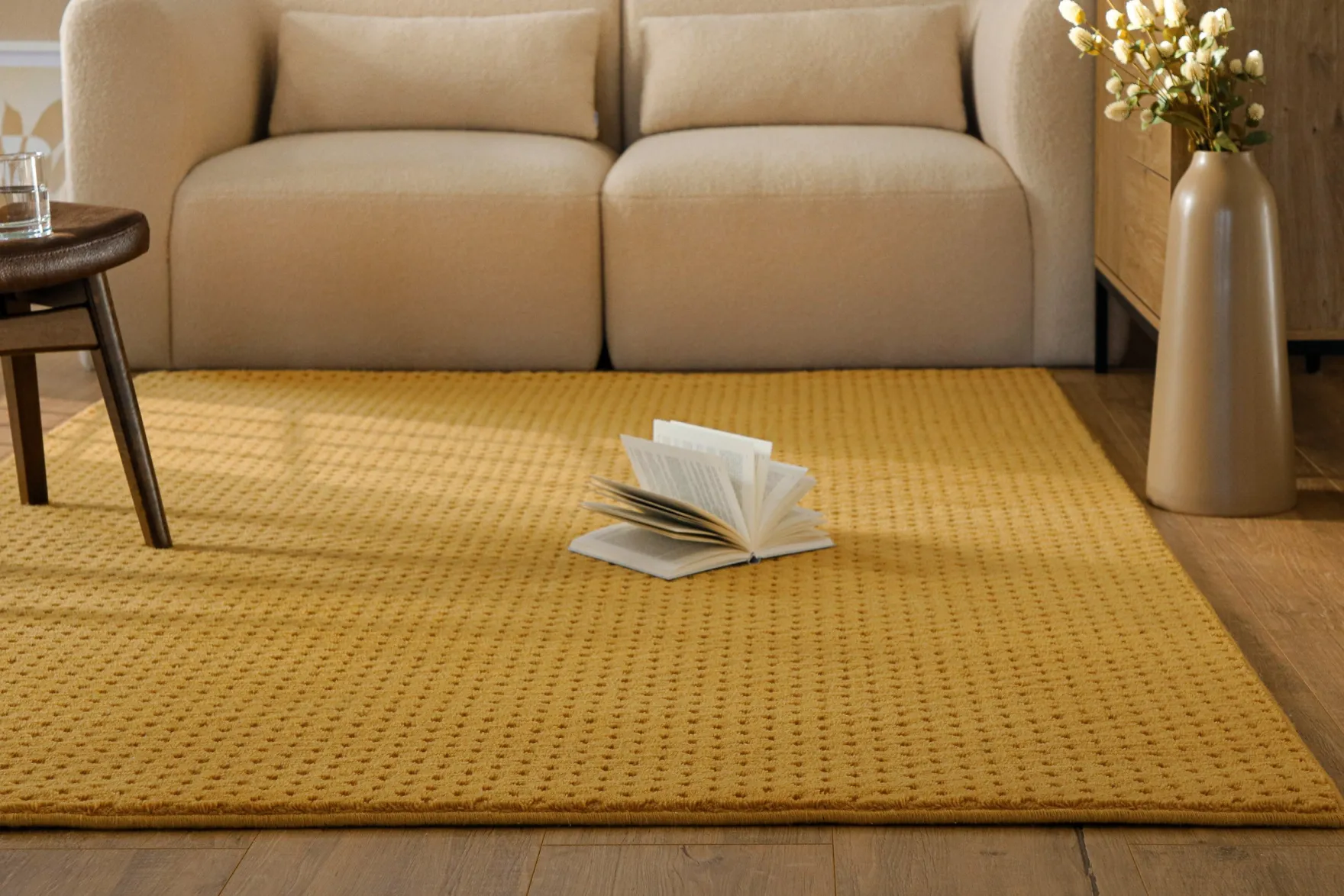 Kurzflor Teppich aus Schurwolle Gelb "Castello THREE" WECONhome