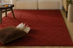 Kurzflor Teppich aus Schurwolle Purpur Rot