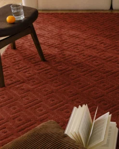 Kurzflor Teppich aus Schurwolle Kamin Rot