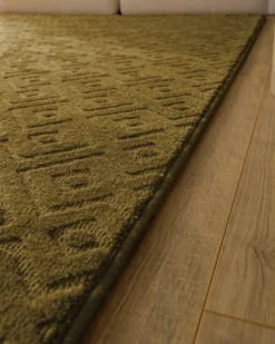 Kurzflor Teppich aus Schurwolle Blass Grün "Castello TWO" WECONhome