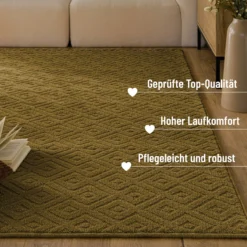 Kurzflor Teppich aus Schurwolle Blass Grün 