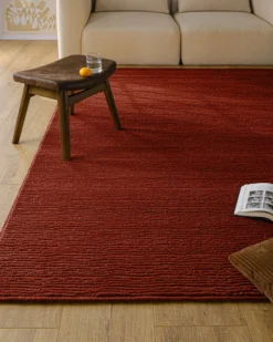 Kurzflor Teppich aus Schurwolle Purpur Rot "Castello ONE" WECONhome