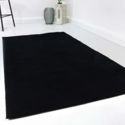 Kurzflor-Teppich Schwarz soft & weich