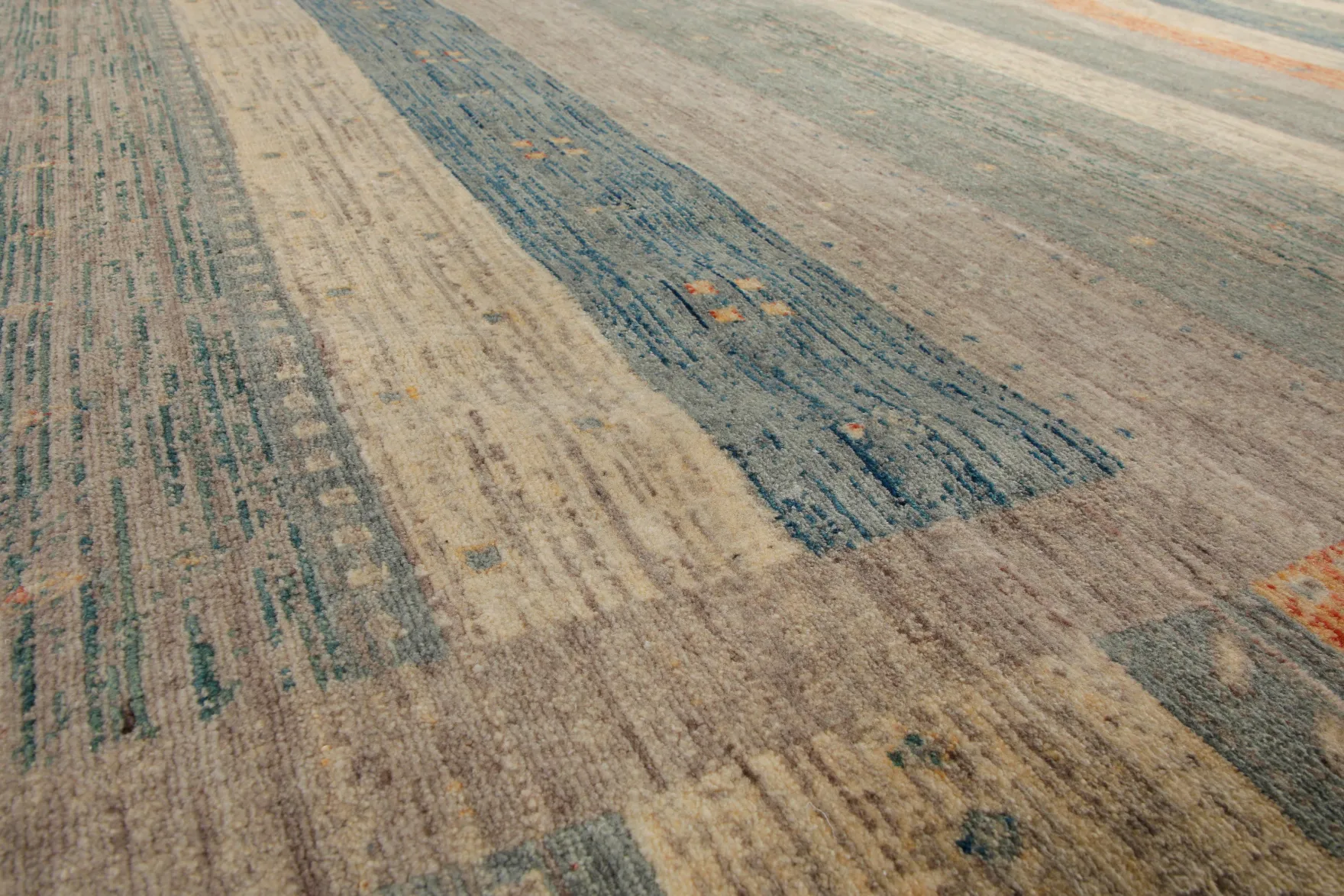 Loribaft Teppich 100 % Schurwolle 245x305 cm