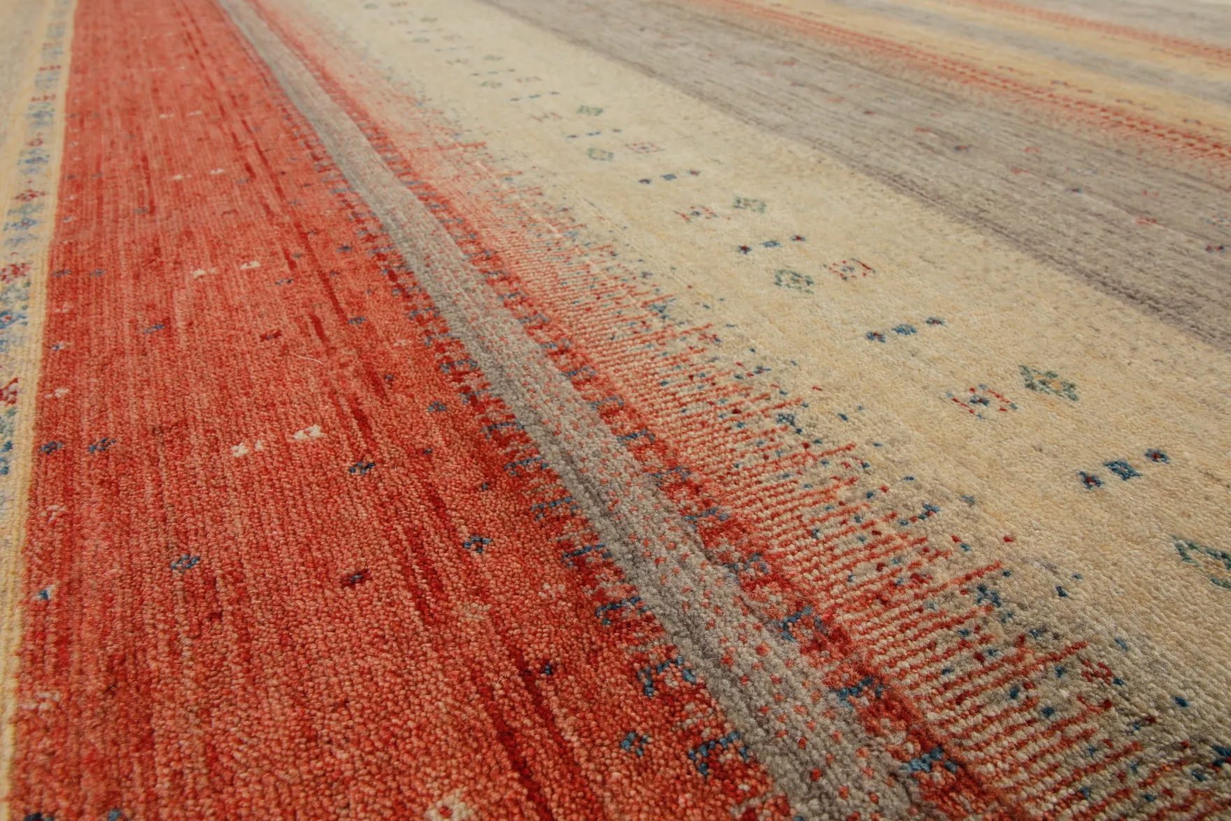 Loribaft Teppich 100 % Schurwolle 245x305 cm