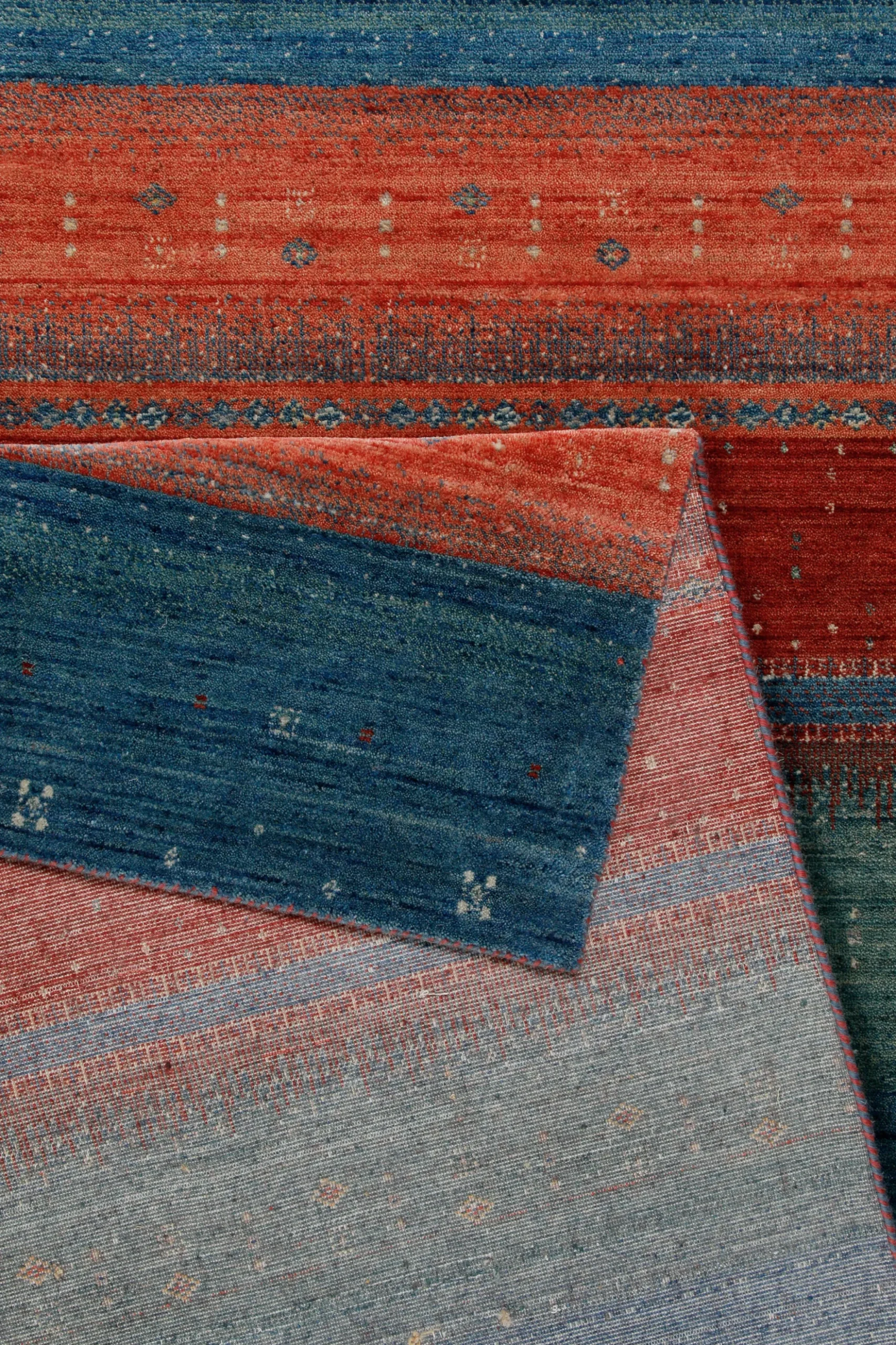 Loribaft Teppich 100 % Schurwolle 245x305 cm
