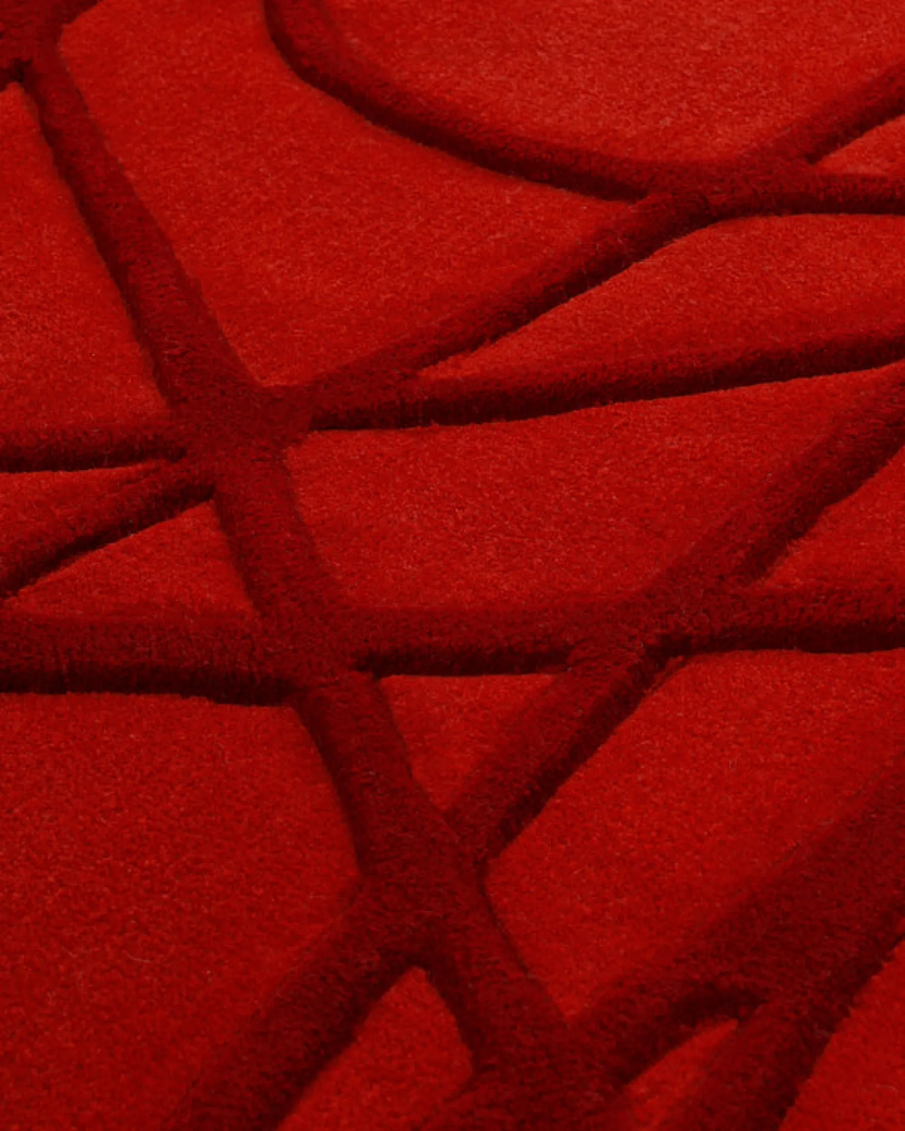 Rot auf Rot - Handtuft Wolle 160 x 230 cm