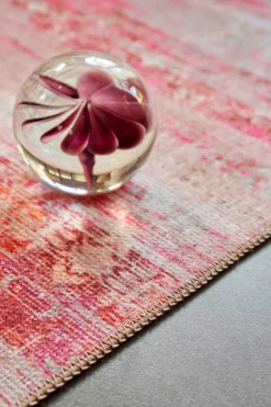 Vintage Teppich Rot Lila Orange Pink "Sunset in Faro" WECONhome