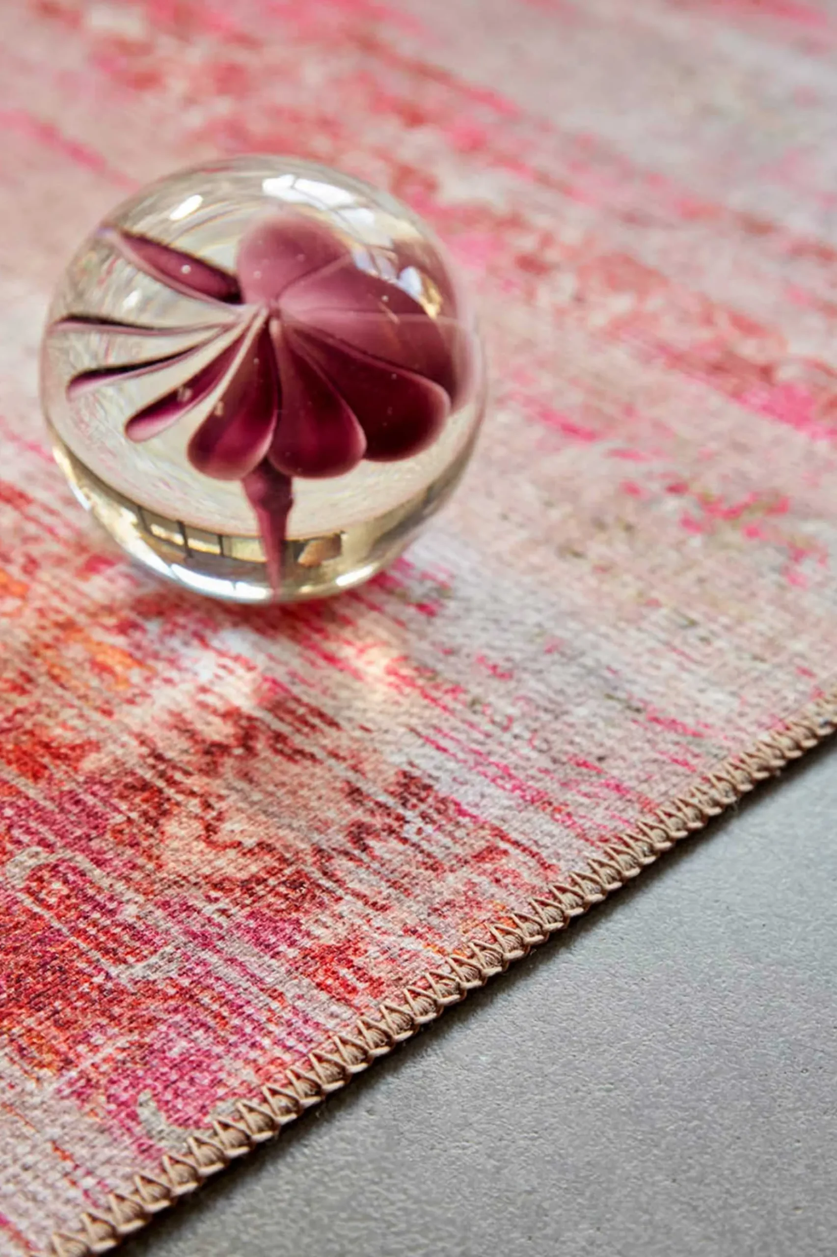 Vintage Teppich Rot Lila Orange Pink "Sunset in Faro" WECONhome