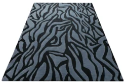 Wilde Linie in Rauchblau - Handtuft Wolle 160 x 230 cm