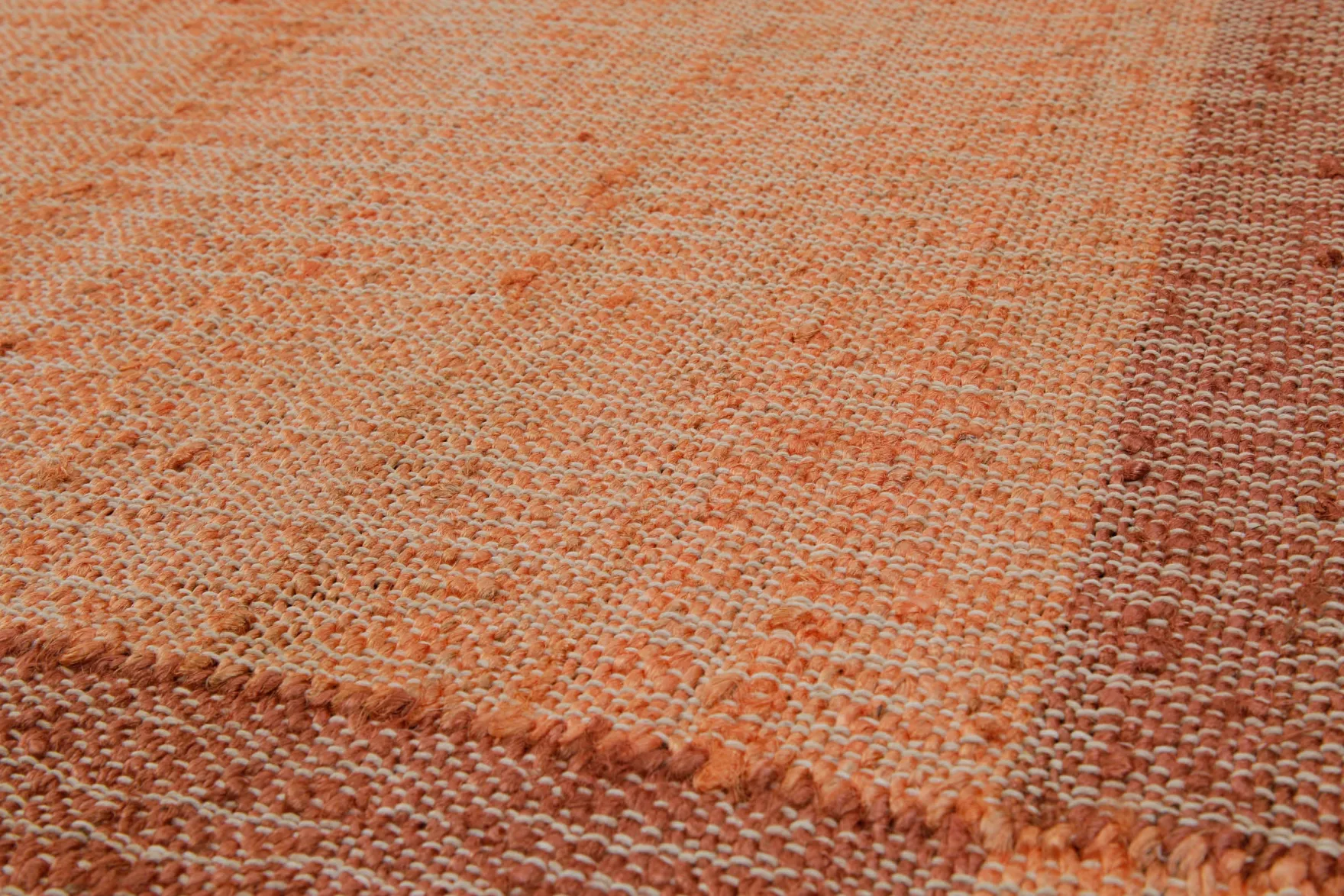 160x230 Teppich Wohnzimmer Glühendes Apricot – Naturfaserteppich mit Webrahmen und Fransen