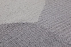 160x230 Teppich Wohnzimmer Grafische Würfel in Grau – Skandi-Handwebteppich mit Tiefenwirkung